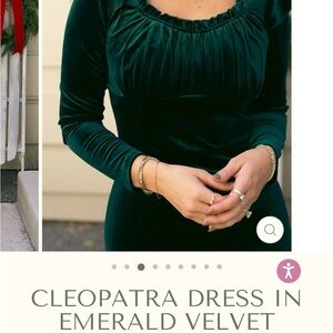 Ivy city dress size 1x Esmeralda Velvet
